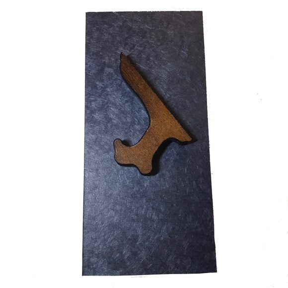 ORIENTAL EMBROIDERED SILK SCREEN ON WOODEN STAND "VILLAGE SCENE" - Picture 3 of 4